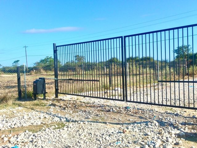 1046 Beal Road, Eagle Lake, TX 77434