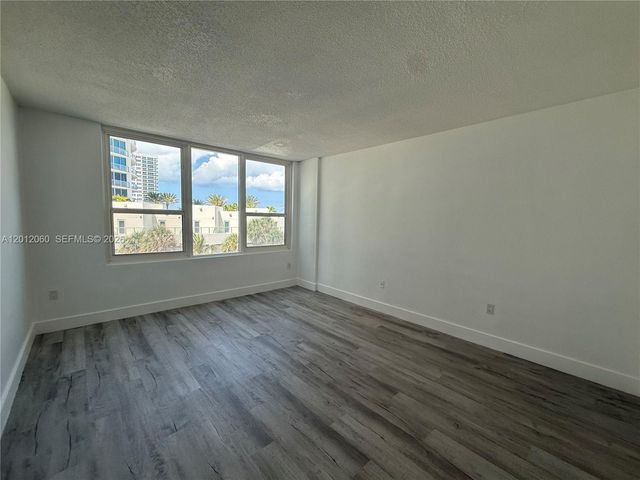 3505 S Ocean Dr 310, Hollywood, FL 33019