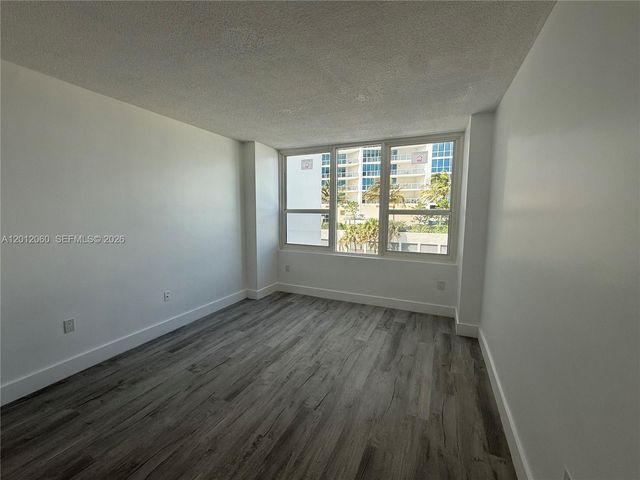3505 S Ocean Dr 310, Hollywood, FL 33019