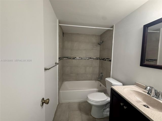 3505 S Ocean Dr 310, Hollywood, FL 33019