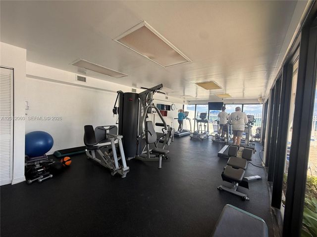 3505 S Ocean Dr 310, Hollywood, FL 33019