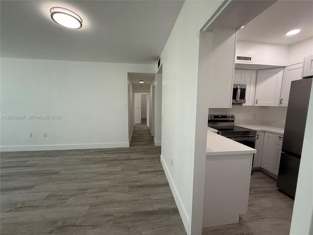 3505 S Ocean Dr 310, Hollywood, FL 33019