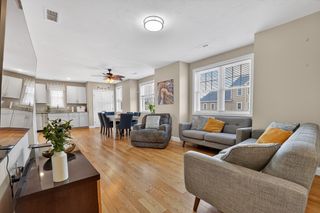7 Gorham St 57, Chelmsford, MA 01824