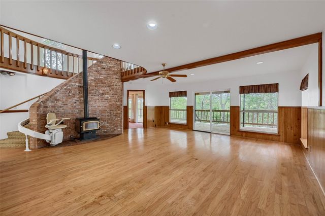 2 Harborview Circle, Denison, TX 75020