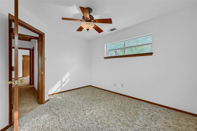 2 Harborview Circle, Denison, TX 75020