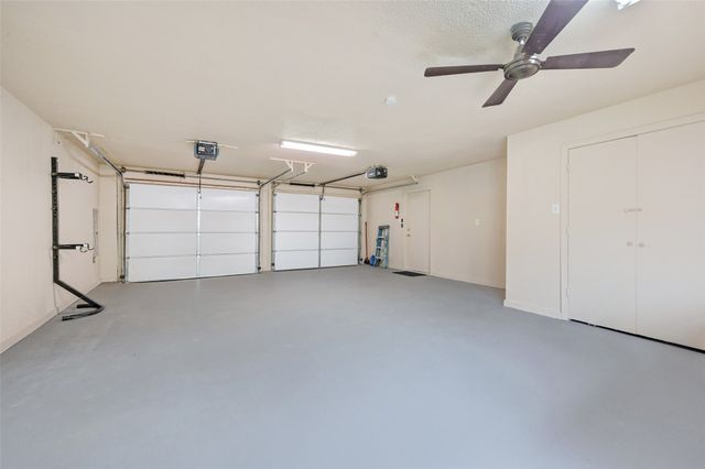 2 Harborview Circle, Denison, TX 75020