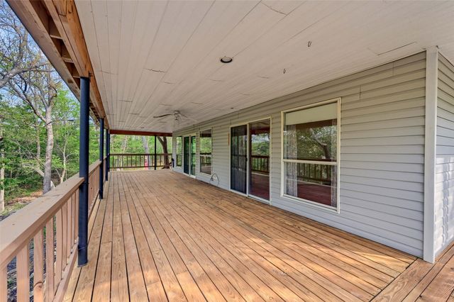 2 Harborview Circle, Denison, TX 75020