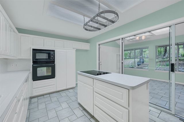 2 Harborview Circle, Denison, TX 75020