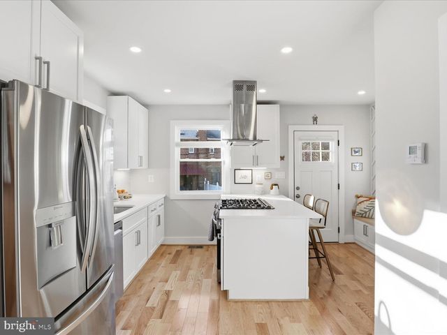 1111 ANACOSTIA RD SE, Washington, DC 20019