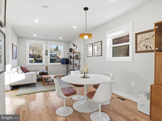 1111 ANACOSTIA RD SE, Washington, DC 20019