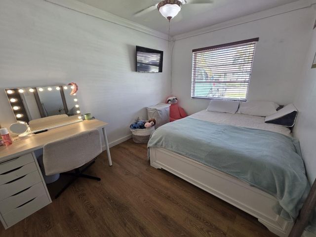 9410 NW 14th Street, Pembroke Pines, FL 33024