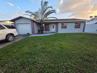 9410 NW 14th Street, Pembroke Pines, FL 33024