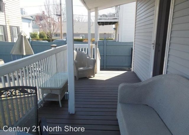5 Pearl Street 1, Salem, MA 01970