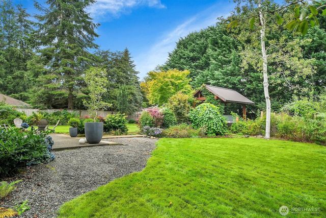 33018 SE 42nd Place, Fall City, WA 98024