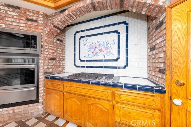 13259 Country Club, Victorville, CA 92395