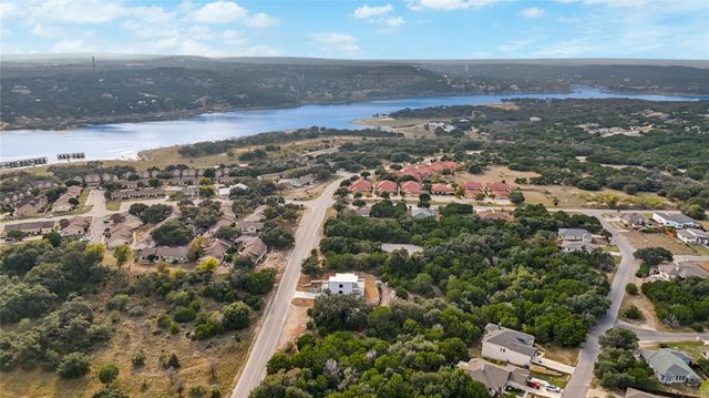 2003 Highland Lake DR, Leander, TX 78645