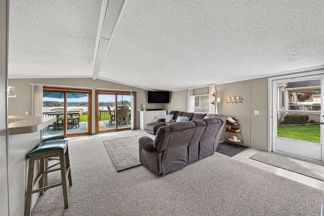 16853 Lakeview Drive, Vandalia, MI 49095