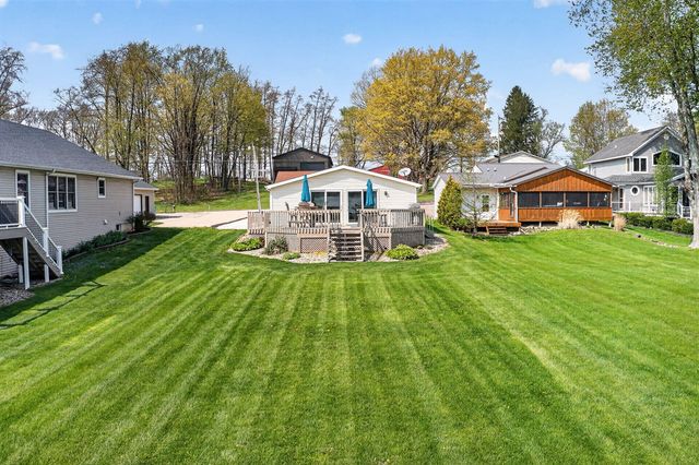 16853 Lakeview Drive, Vandalia, MI 49095