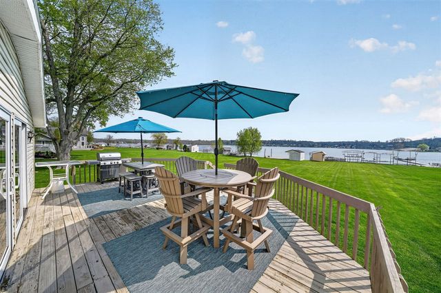 16853 Lakeview Drive, Vandalia, MI 49095