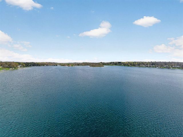 16853 Lakeview Drive, Vandalia, MI 49095