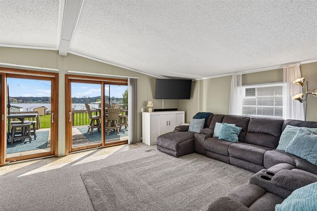 16853 Lakeview Drive, Vandalia, MI 49095