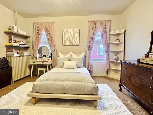 239 PEARL ST, Reading, PA 19602