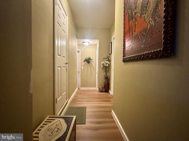 239 PEARL ST, Reading, PA 19602