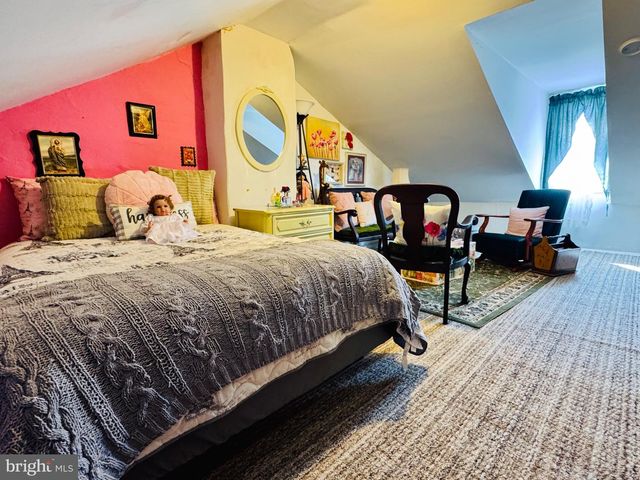 239 PEARL ST, Reading, PA 19602