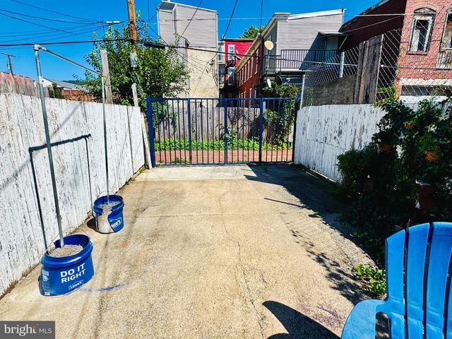 239 PEARL ST, Reading, PA 19602