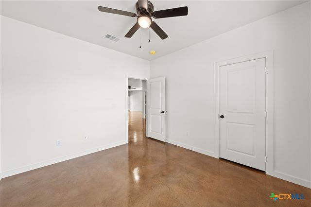 5165 Comanche Drive, Temple, TX 76502