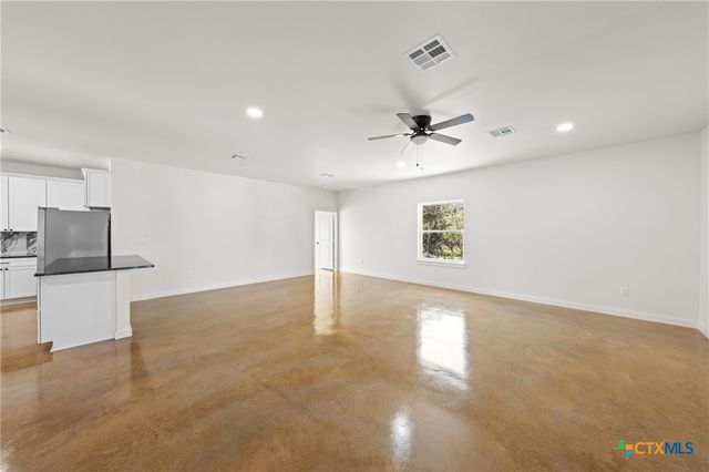 5165 Comanche Drive, Temple, TX 76502