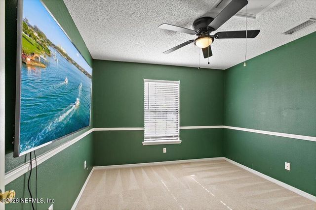 327 REDWOOD Lane, St. Johns, FL 32259