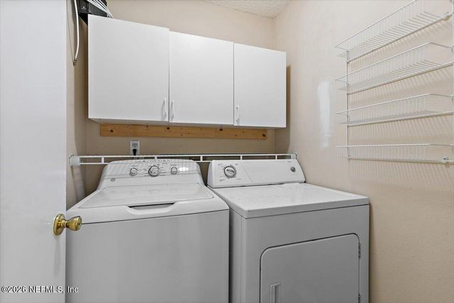 327 REDWOOD Lane, St. Johns, FL 32259