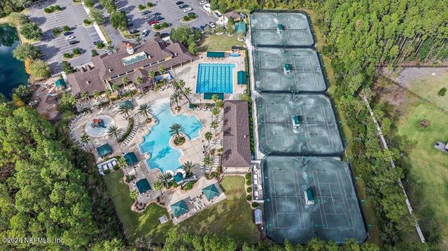 327 REDWOOD Lane, St. Johns, FL 32259