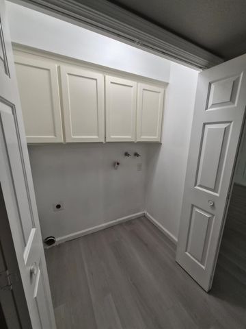 5660 W Tenaya Avenue, Fresno, CA 93722