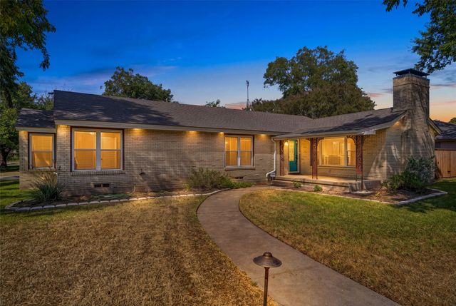 9733 Edgelake Drive, Dallas, TX 75218
