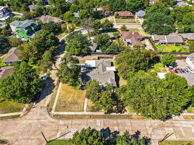 9733 Edgelake Drive, Dallas, TX 75218