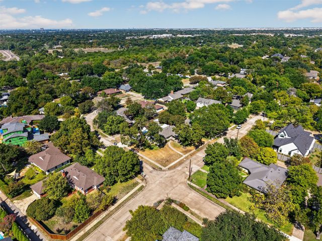 9733 Edgelake Drive, Dallas, TX 75218
