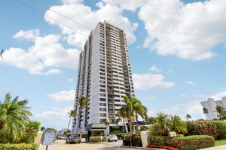 5600 N FLAGLER Drive 1001, West Palm Beach, FL 33407