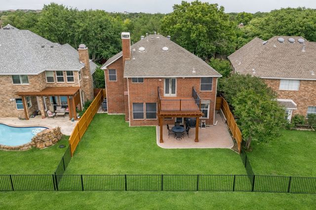 316 Riverwalk Lane, Irving, TX 75063