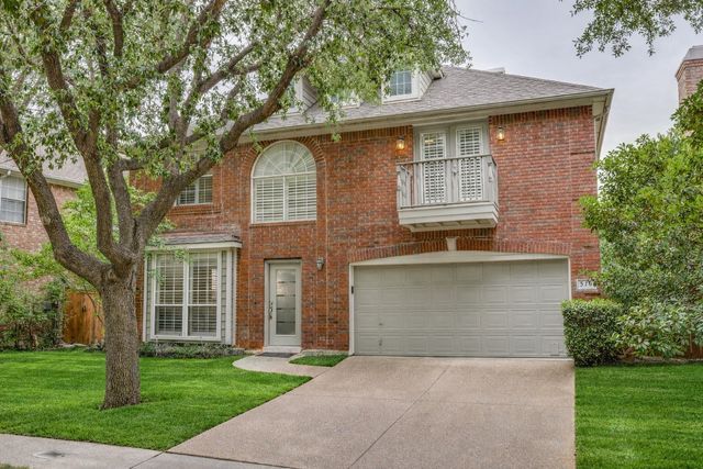 316 Riverwalk Lane, Irving, TX 75063