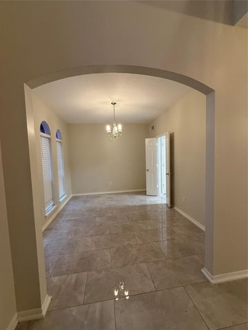 12919 Deer Cove Lane, Houston, TX 77041