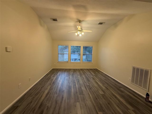 12919 Deer Cove Lane, Houston, TX 77041