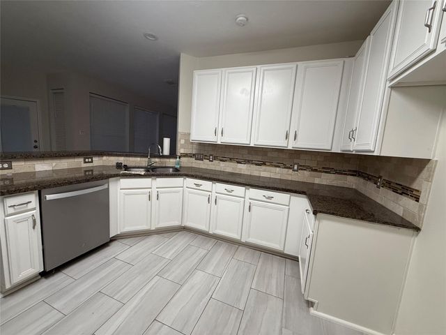 12919 Deer Cove Lane, Houston, TX 77041