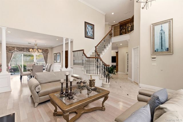 171 Hamlet Drive, Mount Sinai, NY 11766