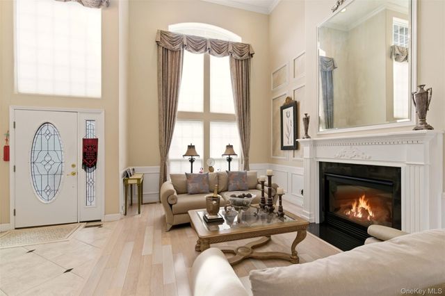 171 Hamlet Drive, Mount Sinai, NY 11766