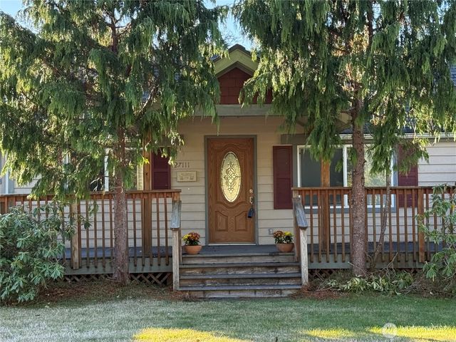 27111 N Place, Ocean Park, WA 98640