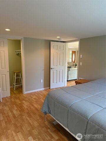 27111 N Place, Ocean Park, WA 98640