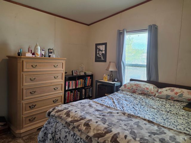 809 S 6th Street, Rupert, ID 83350