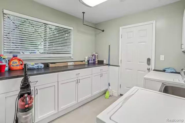 11261 Alger Street, Warren, MI 48093